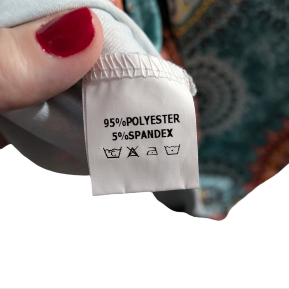 ☮️NWT cold shoulder dress - Picture 6 of 6